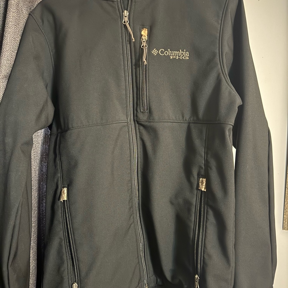 Columbia Black Softshell Jacket